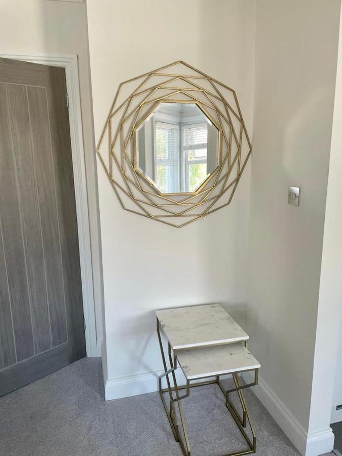 Exquisite Apartment, Stone Throw From The Beach Bornemouth Extérieur photo